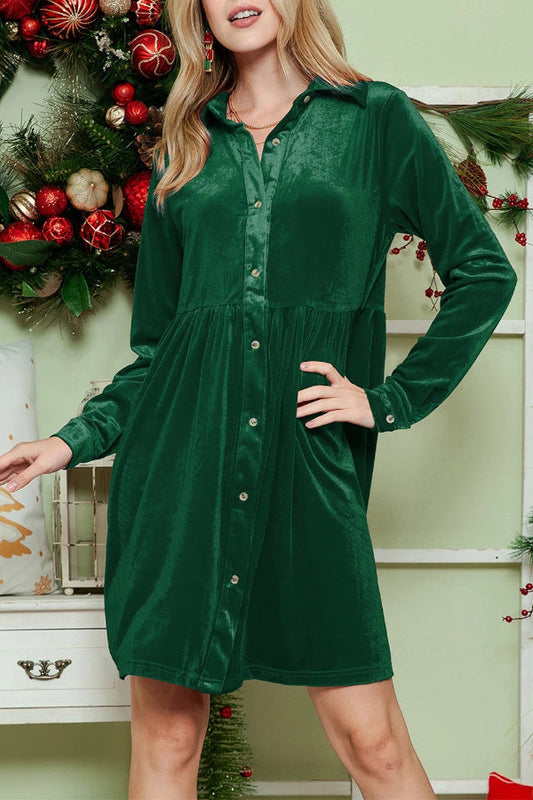 Solveig® | Vestido camisero verde de manga larga con volantes y botones de terciopelo