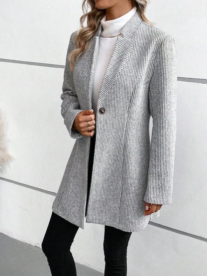 Selena® | Elegante blazer gris incoloro