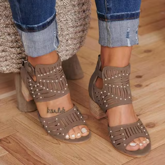 Casandra® | Sandalias con tacón y vainica