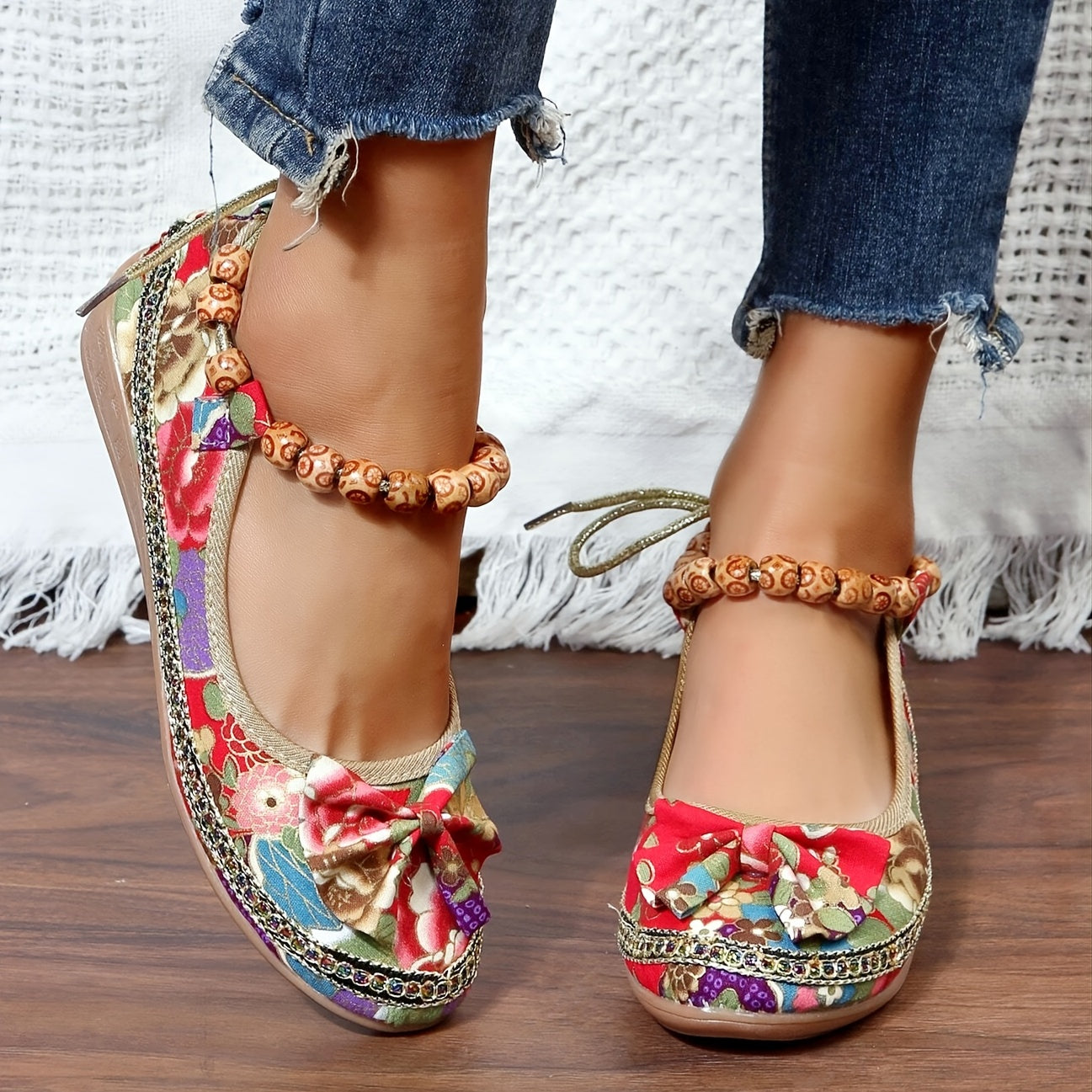 Zora® | Zapatos cómodos con estampado floral.