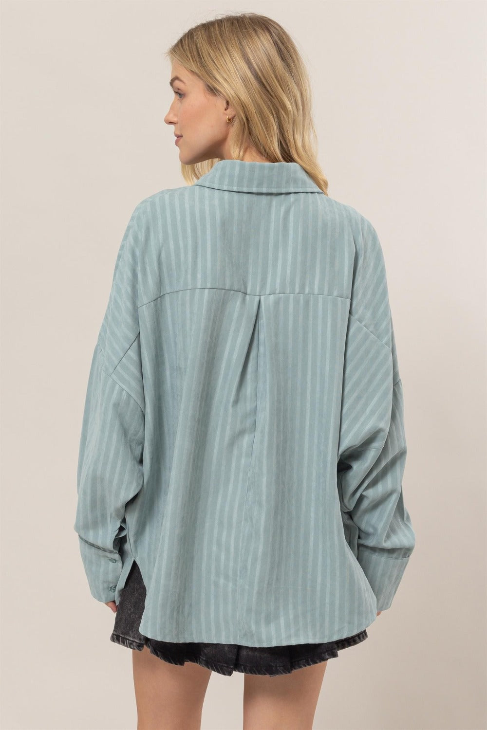 Teresa® | Camisa oversize con botones y manga larga a rayas