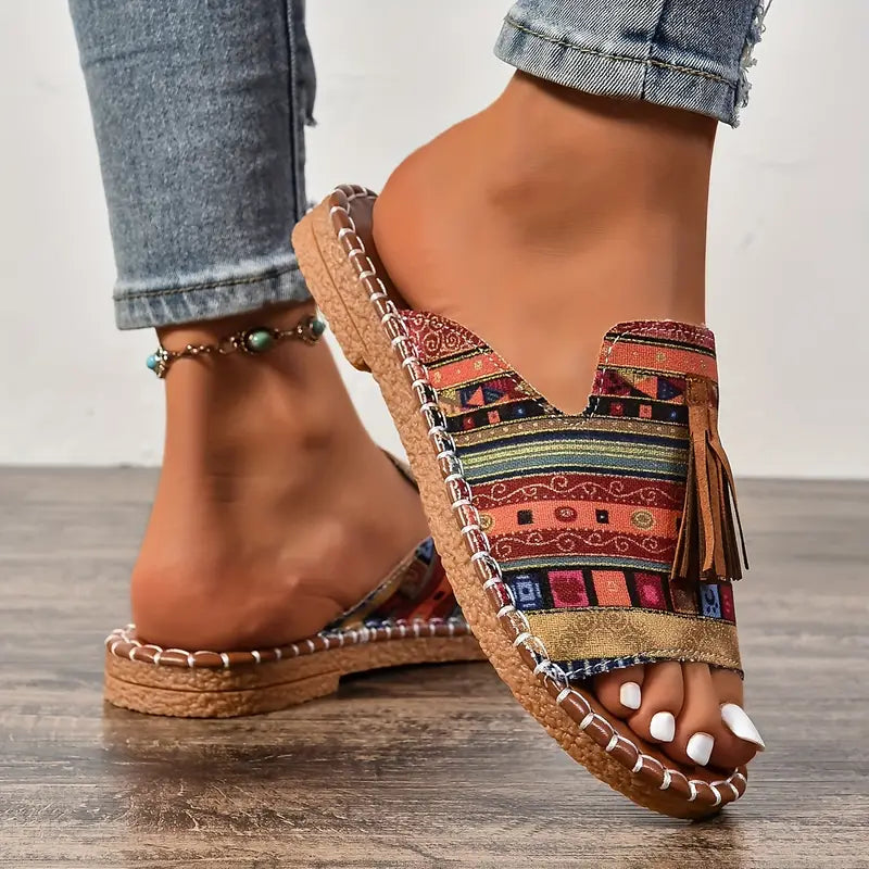 vanessa® | Sandalias planas estilo étnico con borla.