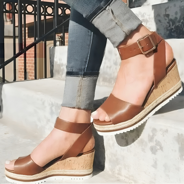 Zoé® | Sandalias con tacón de cuña con estilo