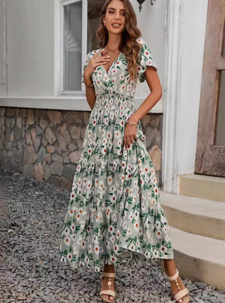 Suzette® | Vestido evasé con estampado floral y escote en pico