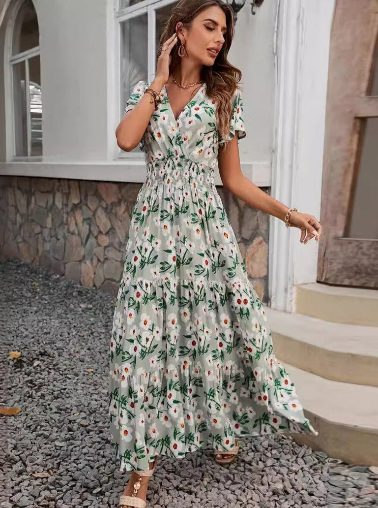 Suzette® | Vestido evasé con estampado floral y escote en pico