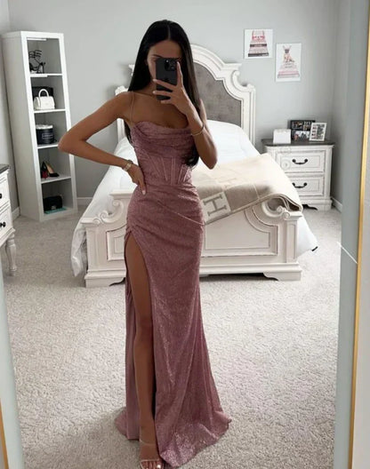 Vestido con abertura: Elegancia Veraniega