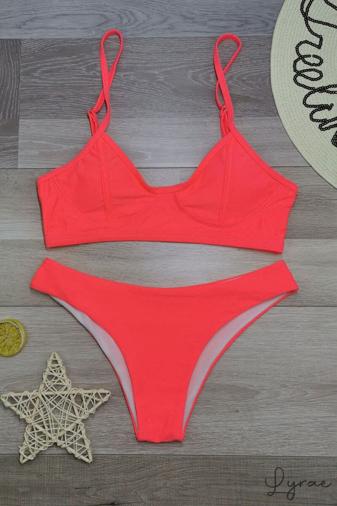 Ema® | Bikini push-up con top y tanga ala delta