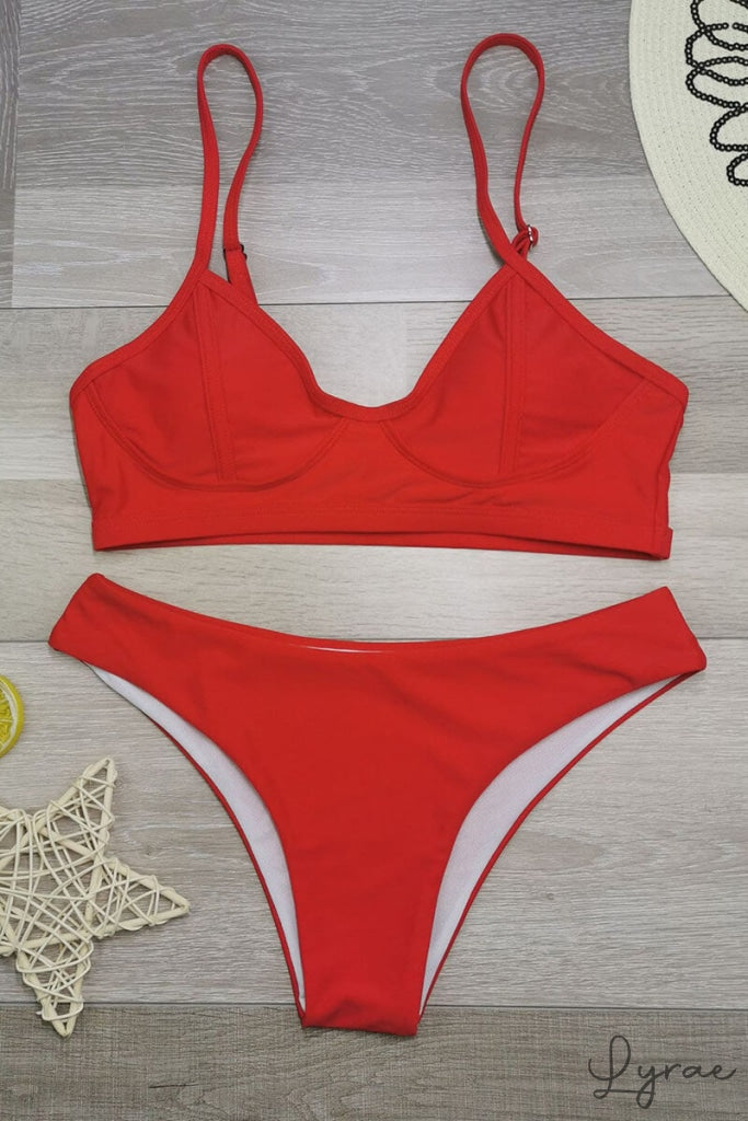 Ema® | Bikini push-up con top y tanga ala delta