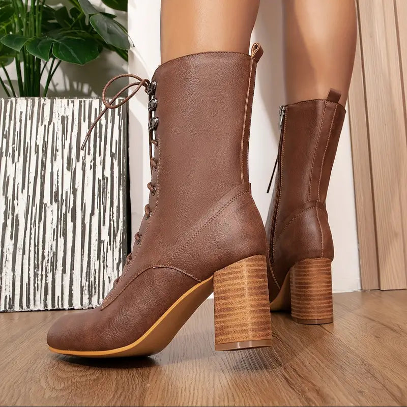 Zenaida® | Botas de piel con tacones gruesos.