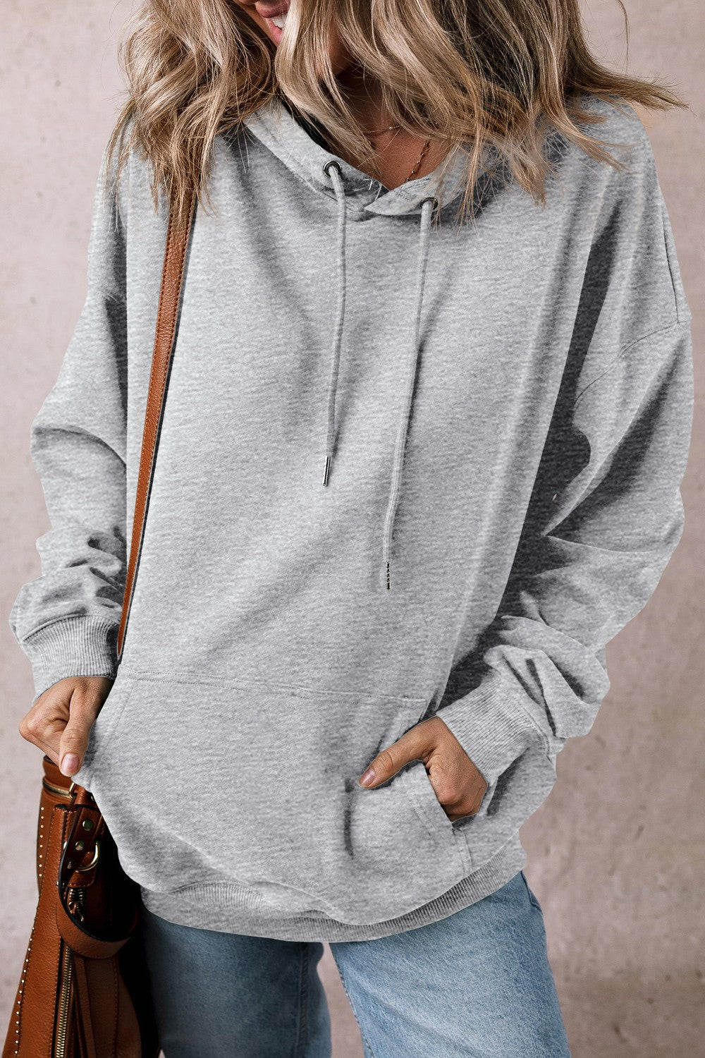 Stefanie® | Sudadera con capucha de manga larga con cordón y bolsillos.