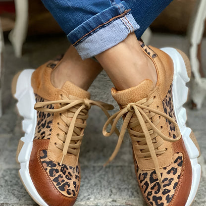 Taylor® | Zapatillas Comfortboost con estampado de leopardo